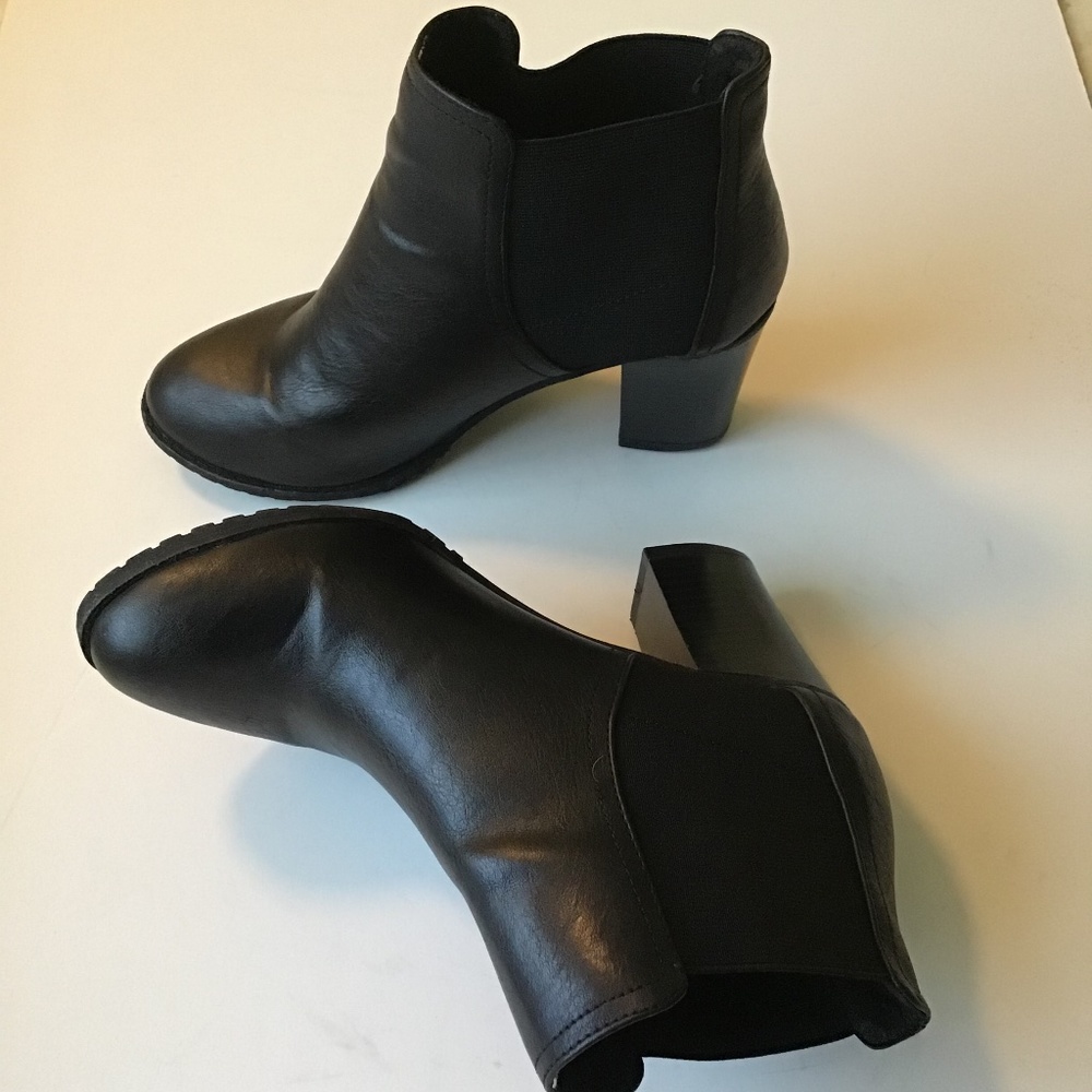 Ana Black Boots